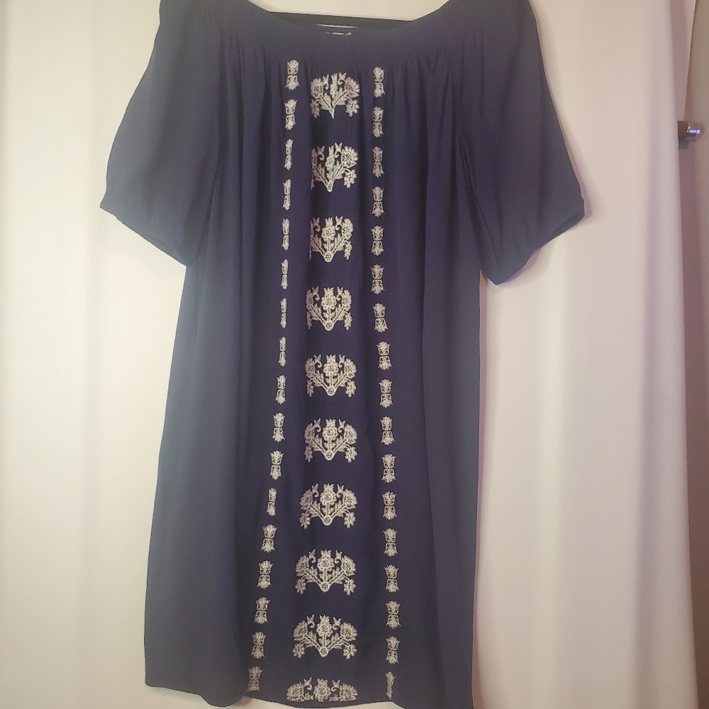 Loft, Size L, Navy off the shoulder,  Raton S/Sl dress, white front embroidery